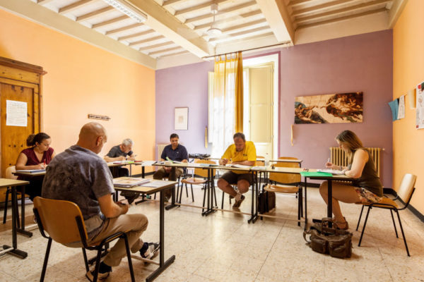 Schüler lernen italienisch in der Sprachschule in Siena, Italienisch lernen in Siena, Sprachreise