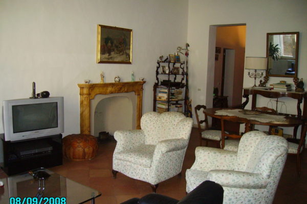 Sprachschule Siena Unterkunft privates Appartement, Wohnzimmer, Italienisch lernen in Siena