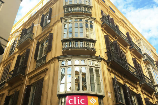 Familiensprachreisen Spanien Malaga Clic Sprachschule Gebäude