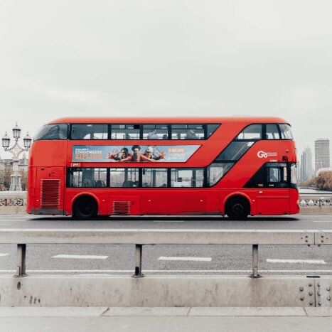 Familiensprachreisen London - England. Motiv englischer Bus