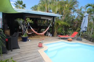 <i class="fas fa-star"></i><i class="fas fa-star"></i><i class="fas fa-star"></i><i class="fas fa-star"></i><i class="fas fa-star"></i>