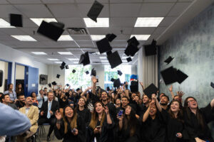 Edu Seasons Work and Study Gap Year Kanada Graduation Student Community aus aller Welt